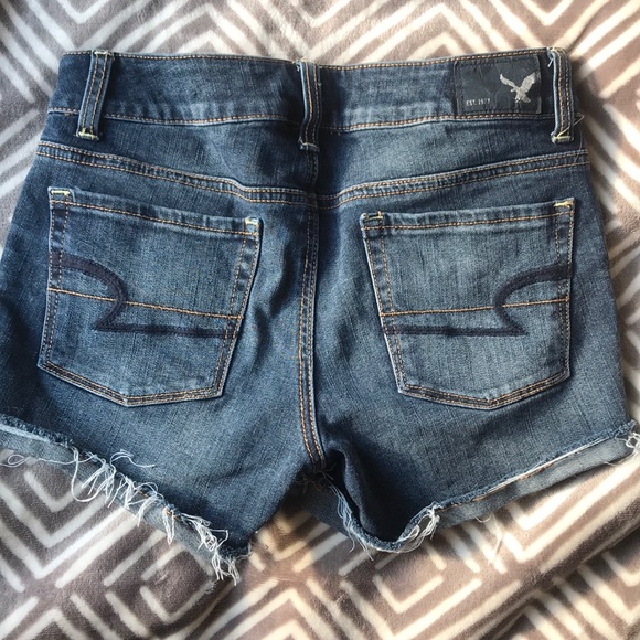 American Eagle Shortie Shorts - Picture 2 of 3